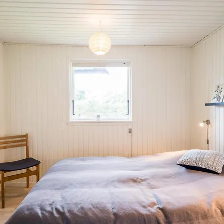 Vakantiehuis Enchanting Forest Retreat-by Traum Nørre Nebel