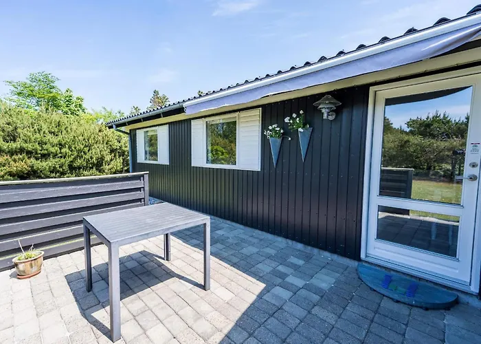 Feriehus Enchanting Forest Retreat-by Traum Nørre Nebel